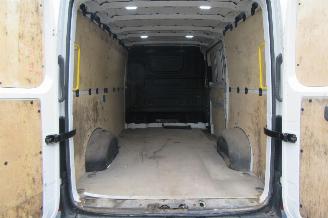 Volkswagen Crafter 30 2.0 TDI L3 H2 picture 11