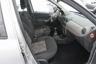 Dacia Sandero 1.6 Ambiance picture 10