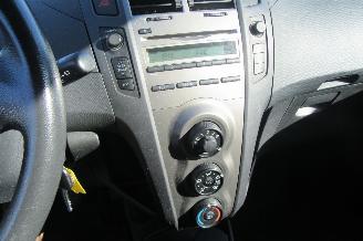 Toyota Yaris 1.3 VVTi Comfort picture 8