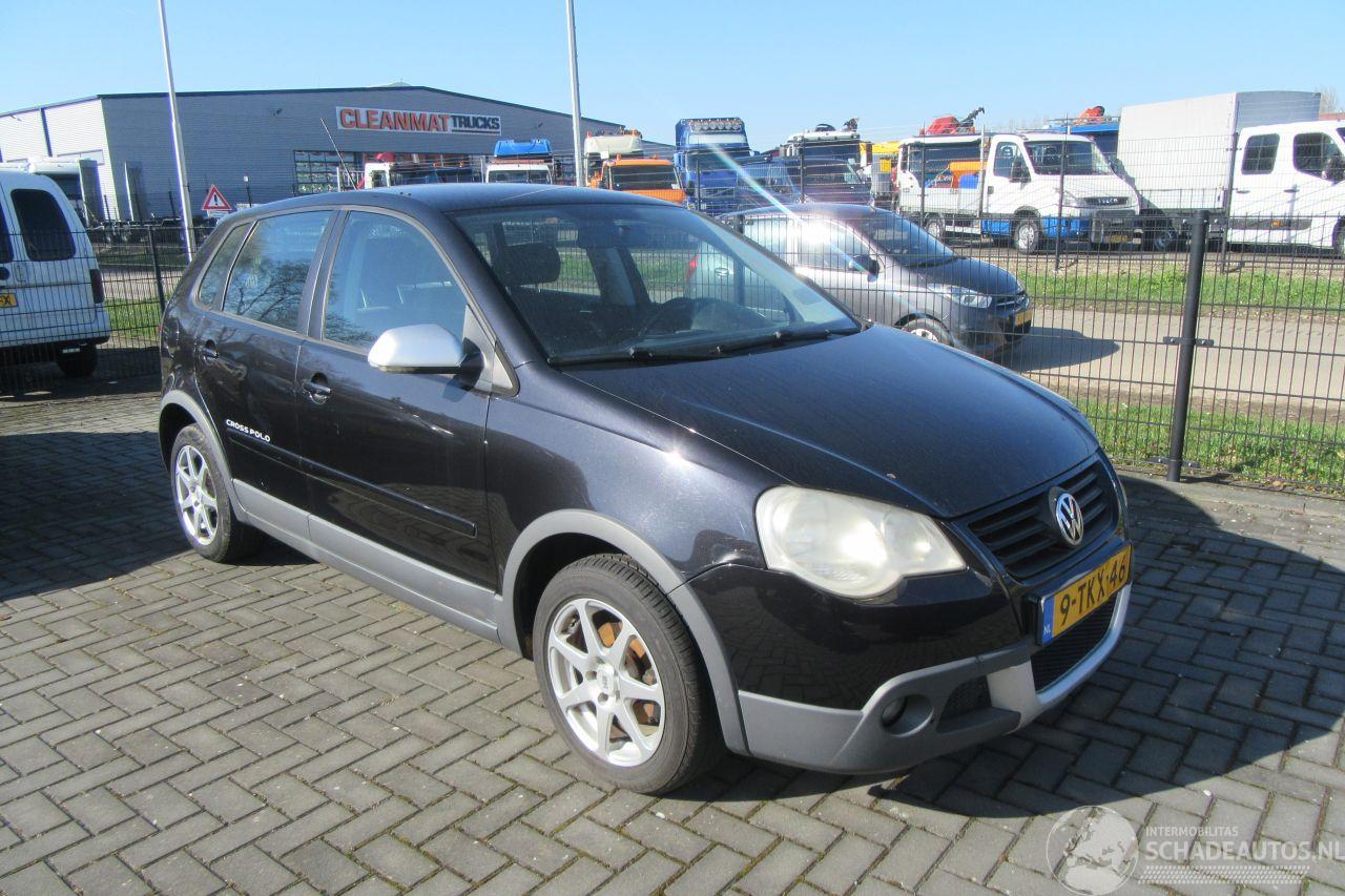 Volkswagen Polo 1.4-16V Cross