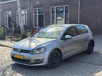 skadebil auto Volkswagen Golf 1.0 TSI  Bluemotion NAP 2016/1