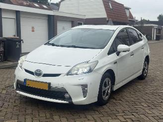 Auto incidentate Toyota Prius 1.8 Plug in hybride 2013/1