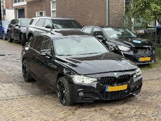 Schadeauto BMW 3-serie 330e M PAKKET 2017/1