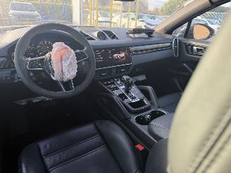 Porsche Cayenne E-HYBRID SPORT picture 18