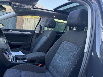Volkswagen Passat 1.4 TSI PHEV GTE Business picture 27