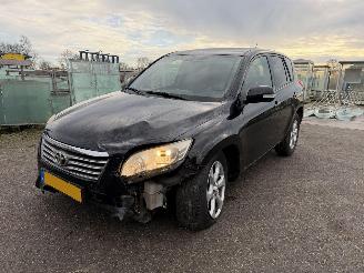 Toyota Rav-4 2.0 VVTI Dynamic 2WD picture 2