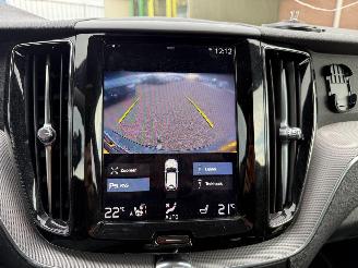 Volvo Xc-60 2.0 T8 R DESIGN AWD picture 27