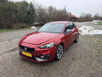 krockskadad bil auto Seat Leon 1.5 eTSI FR AUTOMAAT 2020/1