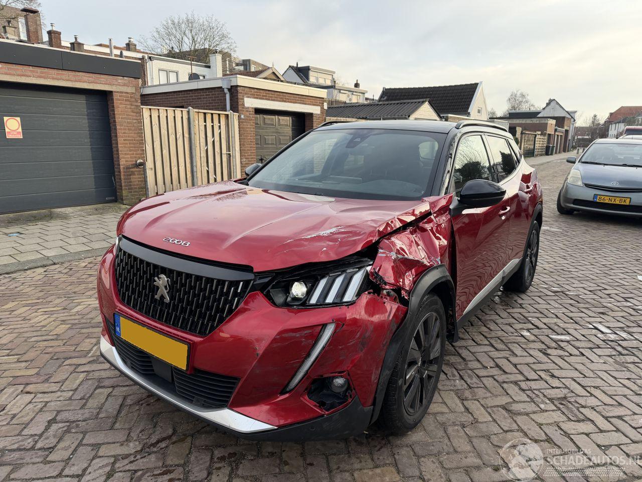 Peugeot 2008 1.2 PureTech GT  AUTOMAAT