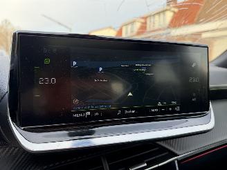 Peugeot 2008 1.2 PureTech GT  AUTOMAAT picture 27