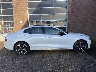 Volvo S-60 2.0 B4 Dark Edition R NAP!! picture 27