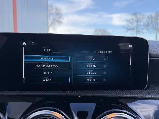Mercedes A-klasse A180d AMG SFEER AUTOMAAT picture 13