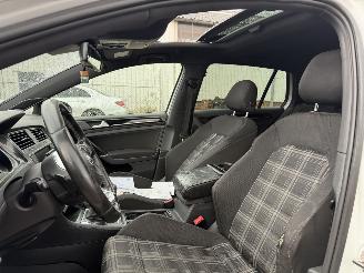 Volkswagen Golf 2.0 GTD 184 PK Sport Pano picture 15