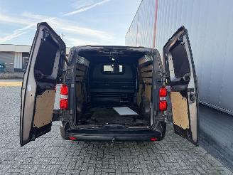 Peugeot Expert 231L 2.0 BlueHDI 180 Premium Pack picture 24