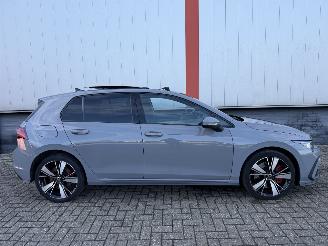 škoda osobní automobily Volkswagen Golf 8 GTE PANO 2021/1