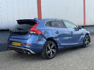 Volvo V-40 2.0 T4 Business Sport picture 3