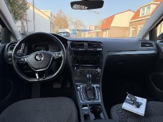 Volkswagen e-Golf  picture 20