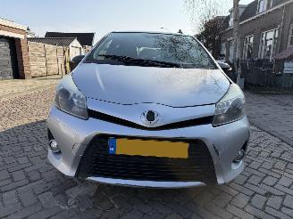 Toyota Yaris 1.5 Hybrid AUTOMAAT picture 3