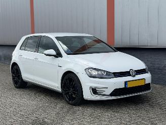skadebil auto Volkswagen Golf 1.4 TSI GTE DSG 2015/1