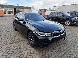 BMW 3-serie 320d x drive picture 5
