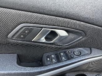 BMW 3-serie 320d x drive picture 10