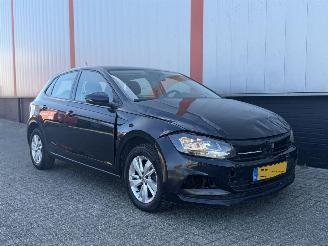 damaged passenger cars Volkswagen Polo 1.0 TSI AUTOMAAT 2018/1