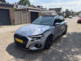 krockskadad bil auto Audi A3 35 TFSI AUTOMAAT PANO SPORTBACK 2021/1