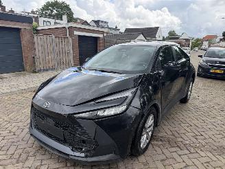 Toyota CH-R R HYBRID 1.8 72KW AUTOMAAT picture 3