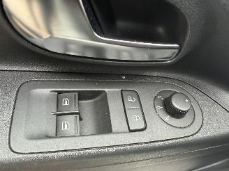 Volkswagen Up! 1.0 BMT move up! picture 18