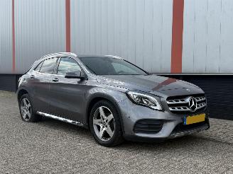 uszkodzony samochody osobowe Mercedes GLA 200d AMG AUTOMAAT 2018/1