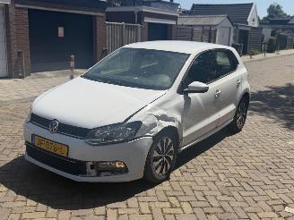 Vaurioauto  passenger cars Volkswagen Polo 1.4 TDI EURO 6 2016/1