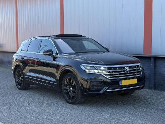 Auto incidentate Volkswagen Touareg 3.0 TDI R Line BLACK 2018/1