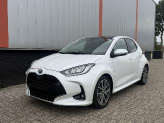 Toyota Yaris 1.5 Hybrid glasdak automaat picture 23