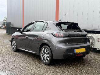 Peugeot 208 1.2. PureTech NAP picture 19