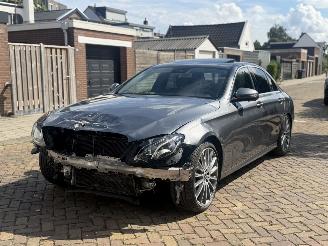 Schadeauto Mercedes E-klasse E400 4 Matic 2017/1