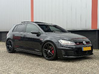 Schadeauto Volkswagen Golf 2.0 TSI GTI PERFORMANCE 2015/1