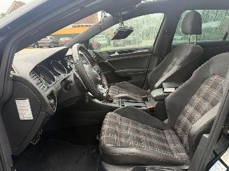 Volkswagen Golf 2.0 TSI GTI PERFORMANCE picture 11