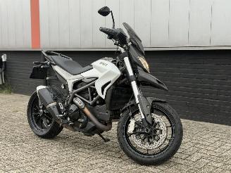 škoda motocykly Ducati Hypermotard 821 2014/1