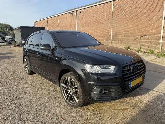 Audi Q7 3.0 TDI quattro 7 PERSOONS S LINE picture 4