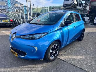 škoda osobní automobily Renault Zoé Q90 INTENS QUICKCHARGE 41 KWH 2017/9
