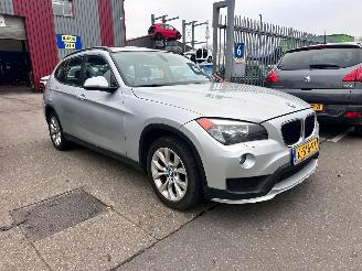 BMW X1 X DRIVE 28I AUTOMAAT / PANO picture 3