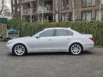 BMW 5-serie 520i AUTOMAAT / LEER / NIEUWSTAAT picture 8