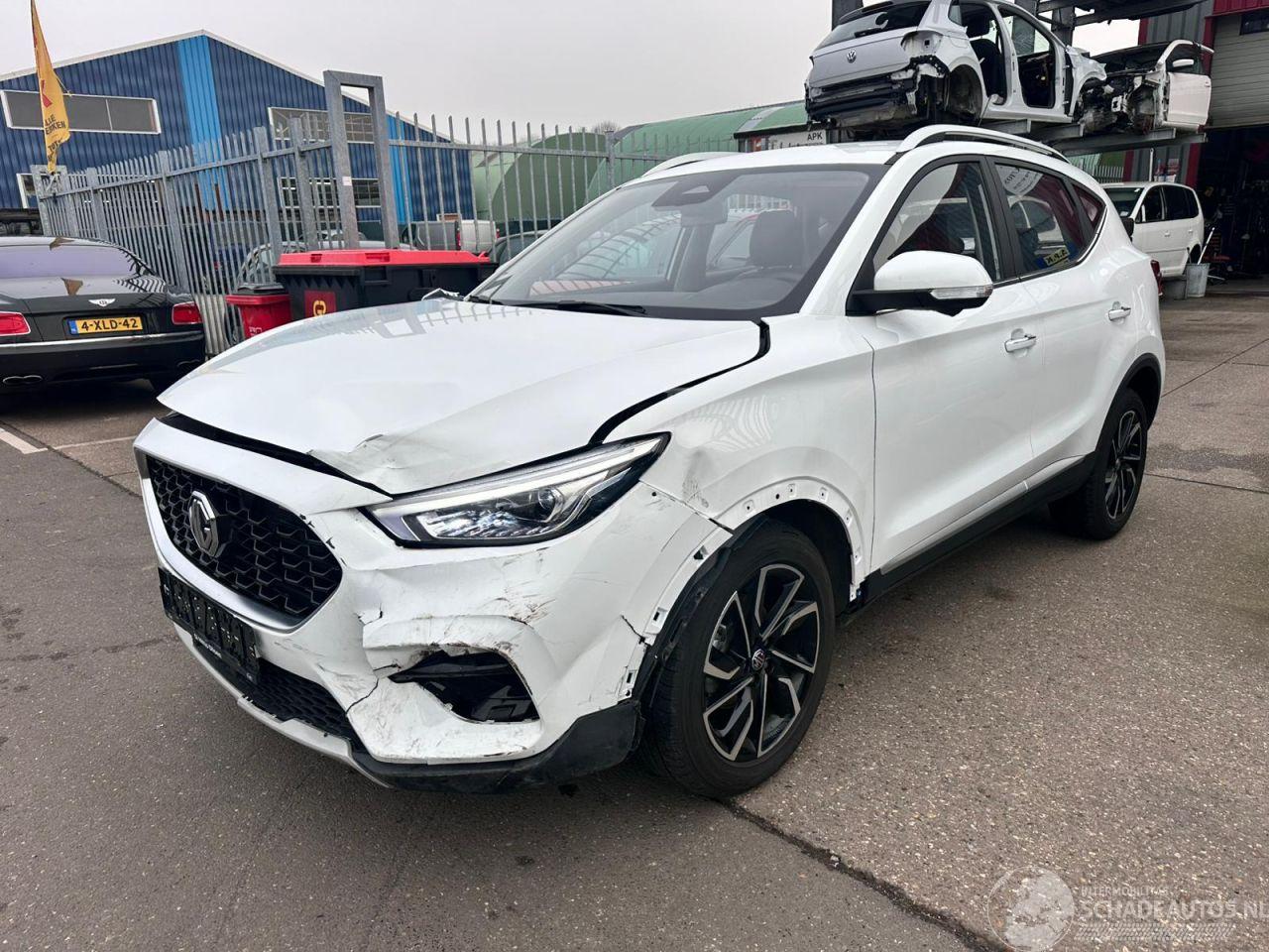 MG ZS 1.5 MG ZS & ZS Hybrid+ ZS32