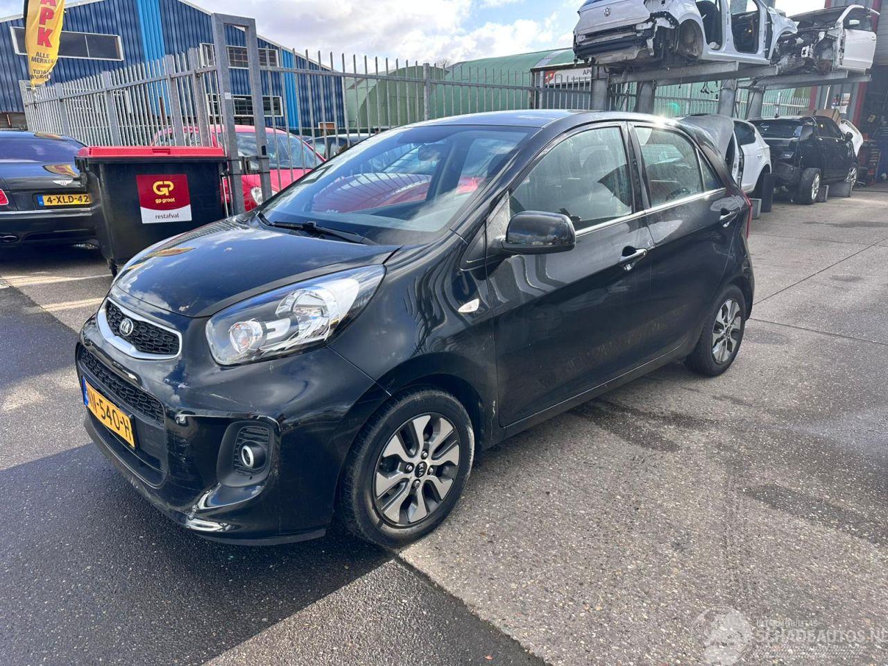 Kia Picanto 1.0 CVVT NAVI / CAM