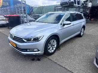 Auto incidentate Volkswagen Passat 1.6 TDI / DSG 2018/1