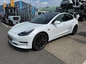 Damaged car Tesla Model 3 PERFORMANCE AWD 75 KWH 2019/12