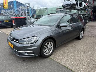 škoda osobní automobily Volkswagen Golf 1.6 TDI / DSG / 2017/4