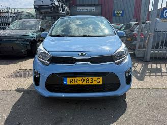 Kia Picanto 1.0 CVVT COLOUR EDITION picture 4