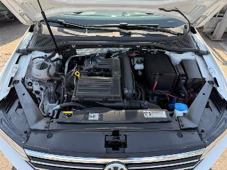 Volkswagen Passat 1.4 TSI / DSG / PANO / LEER / VOLLE AUTO picture 17