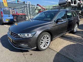 damaged passenger cars Volkswagen Passat 2.0 TSI / DSG / ELEGANCE BUSINESS R 2020/2